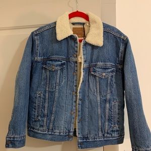 Levi’s Sherpa-lined Denim Jacket
